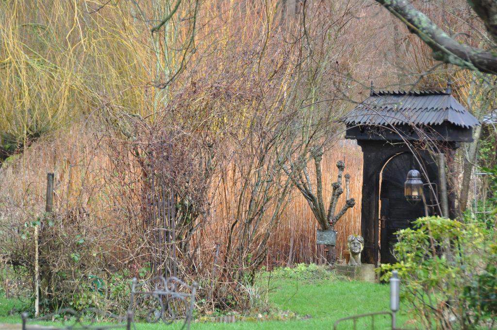 Chambres D'Hotes, Gites La Petite Madeleine La Madelaine-sous-Montreuil Exterior foto
